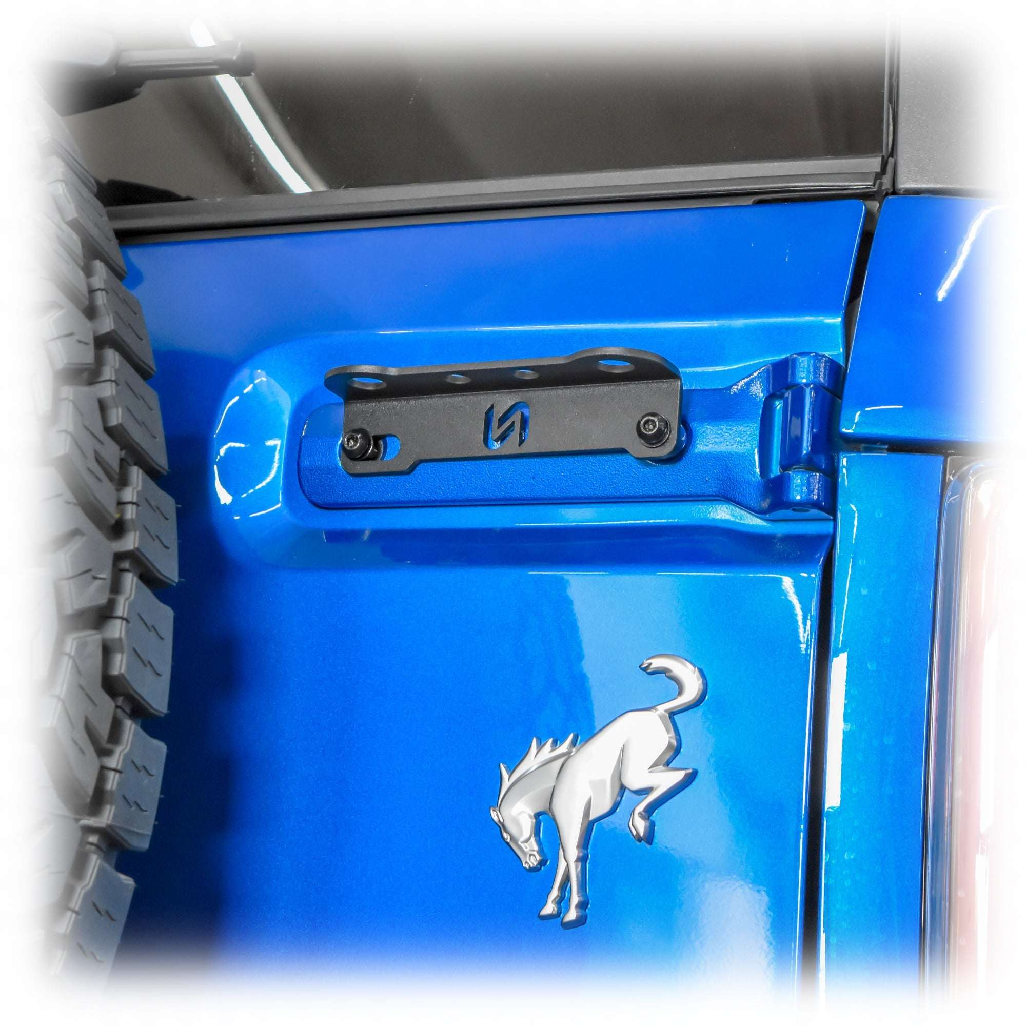Tailgate Hinge Antenna and Whip Mount for Ford Bronco Secondary image