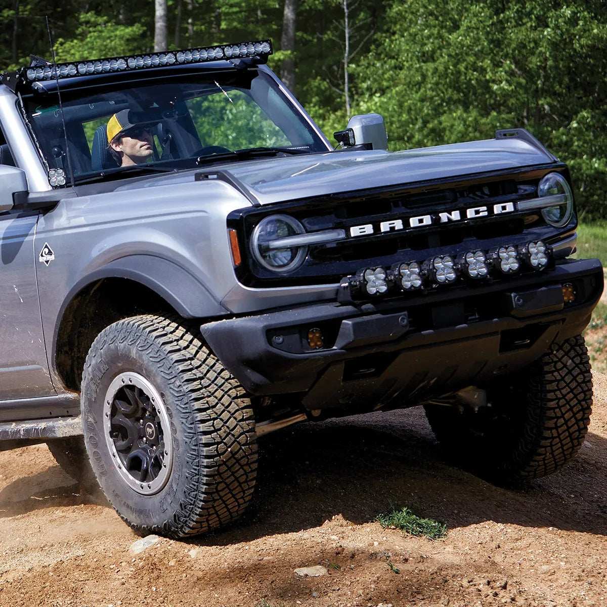 6XL Linkable Bumper Light Kit - Ford 2021-On Bronco; NOTE: w/ OE Plastic Bumper